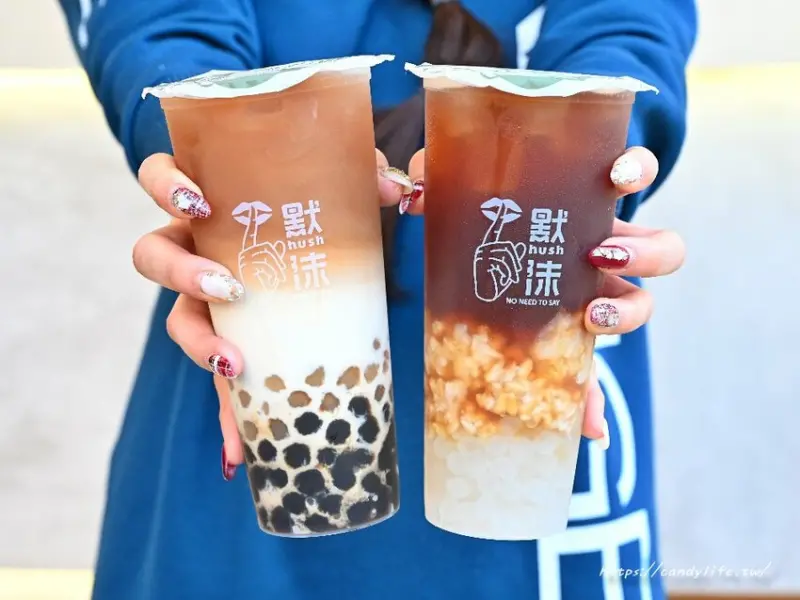 默沫手作飲品｜台中文青手搖飲推薦！新鮮水果入料搭配台灣好茶，好喝回甘，加料更好喝，料多實在又有飽足感～