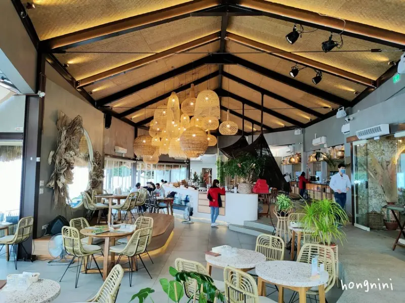 【食記】新北淡水區-淡水捷運站周邊/淡水河提旁景觀餐廳/異國感十足/當月壽星優惠-水灣BALI 榕堤店