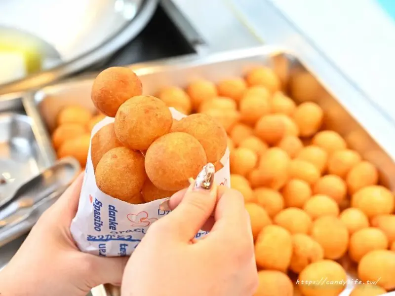 有球必應｜台中好吃地瓜球再推一間！不僅大顆又紮實，採用台農57號地瓜手工製作，外脆內Q，還可以加煉乳唷～
