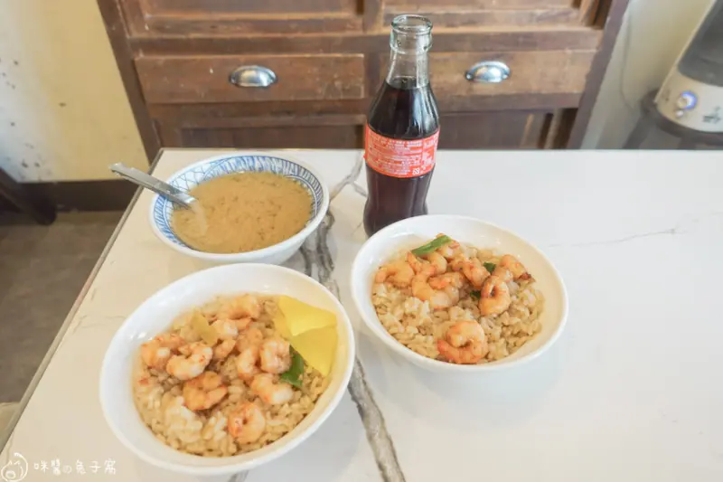 台南美食。矮仔成  台南必吃蝦仁飯  府城傳承下來的古早好滋味