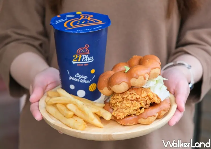 21世紀、Mister Donut「厚豆香炸雞波堤堡」 / WalkerLand窩客島整理提供 未經許可不可轉載