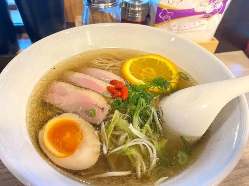 麵屋秋鳴 @ 台中 文心南路，少見的鴨味拉麵