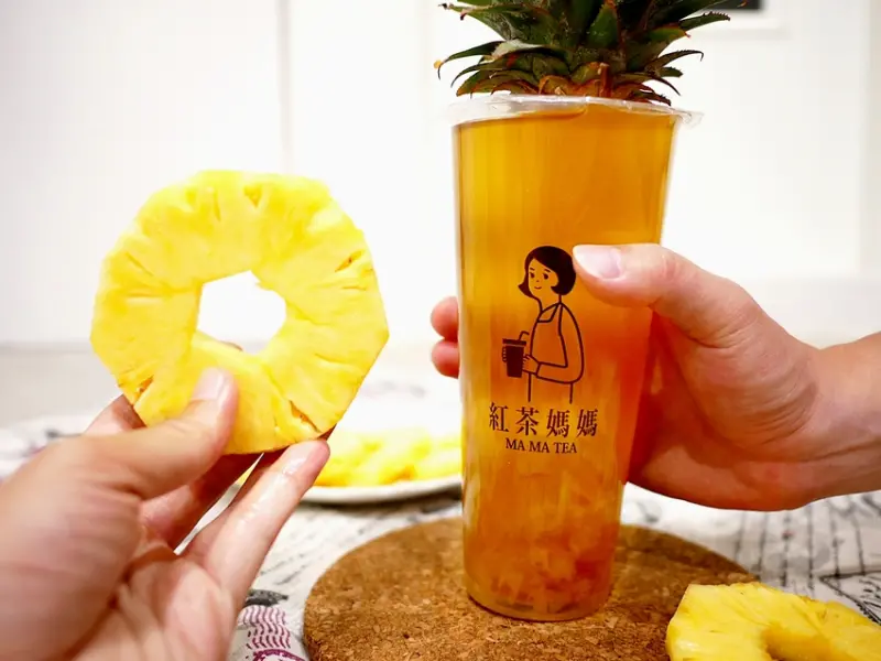 紅茶媽媽后里店，整盒中華愛玉加到飲料內用料超霸氣，原茶水準還不賴，就連黑糖珍珠鮮奶也打趴不少連鎖店~