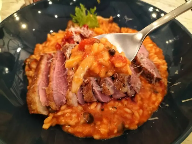 滿滿綠意美拍的餐廳-高雄夏佐廚房