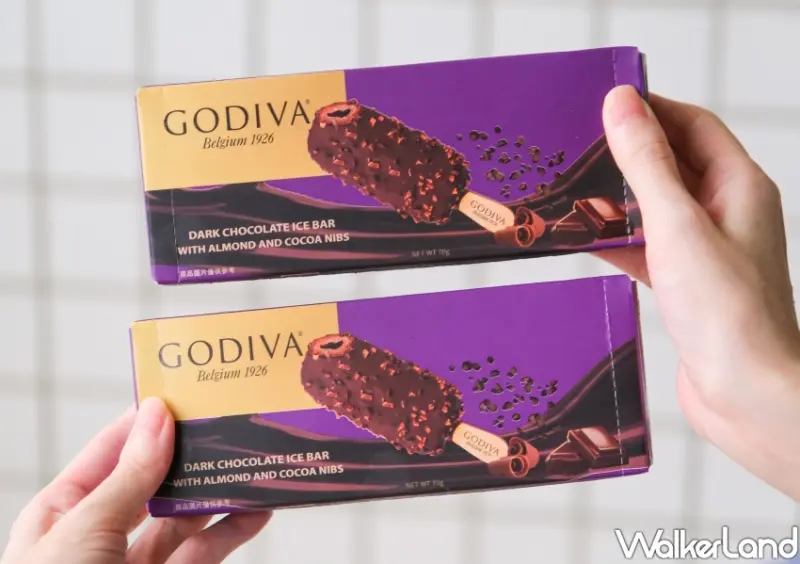 7-ELEVEN「GODIVA熱可可粒杏仁黑巧克力流心雪糕」 / WalkerLand窩客島整理提供 未經許可不可轉載