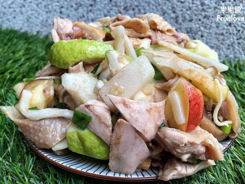 雞二遊戲|鹽水雞加入水果，清爽不油膩