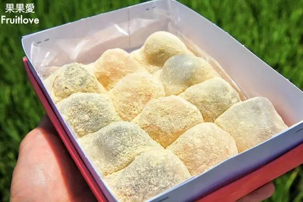 玉瓏坊手工麻糬|Q彈的外皮，渾圓飽滿、扎實滿滿的餡料