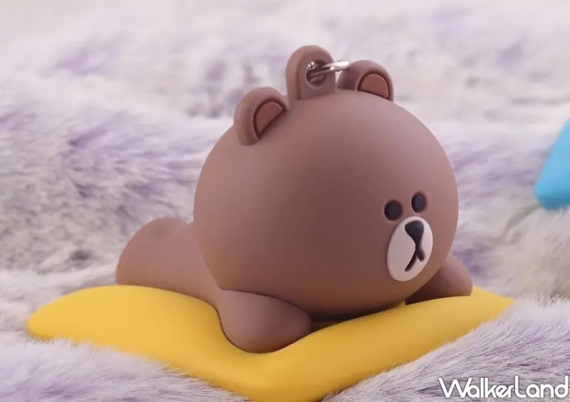 LINE FRIENDS-Lying系列造型一卡通 / WalkerLand窩客島整理提供 未經許可不可轉載