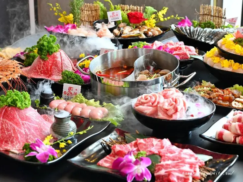 新馬辣plus｜台中新馬辣plus公益店試營運，雙和牛吃到飽，還有期間限定生食級大干貝讓你呷免驚～