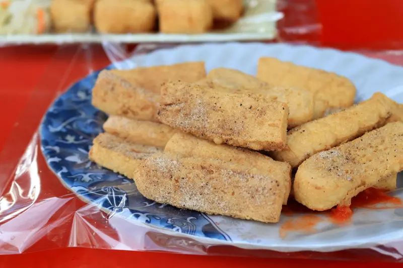 台南臭豆腐／下午才營業只賣5小時／台南少見的臭豆腐三吃／家傳50多年手藝／一條龍生產連豆腐都自己做／在地老饕口袋名單