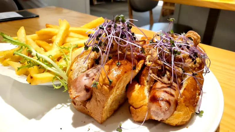 Sarabeths 紐約早餐女王 台北敦化SOGO店 榛果巧克力法式土司超好吃 東區美食 質感推薦 (附菜單)