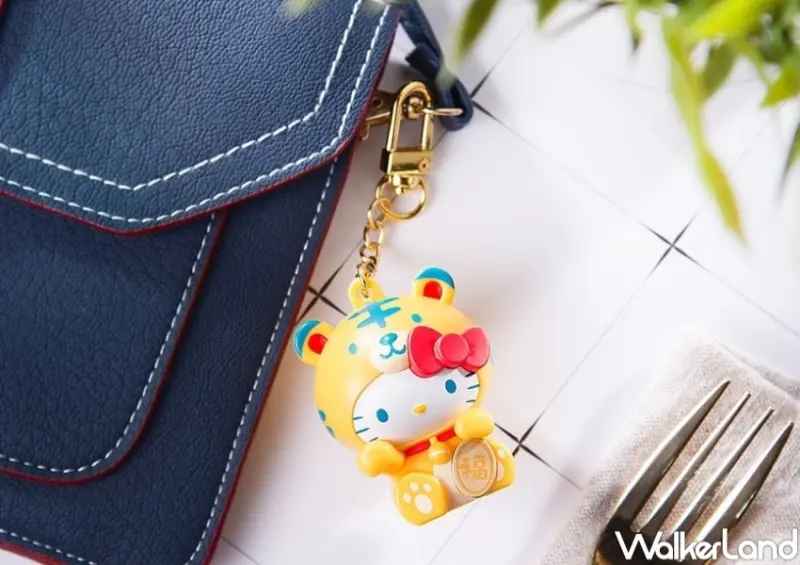 Hello Kitty虎來運轉 搖搖籤筒悠遊卡 / WalkerLand窩客島整理提供 未經許可，不得轉載