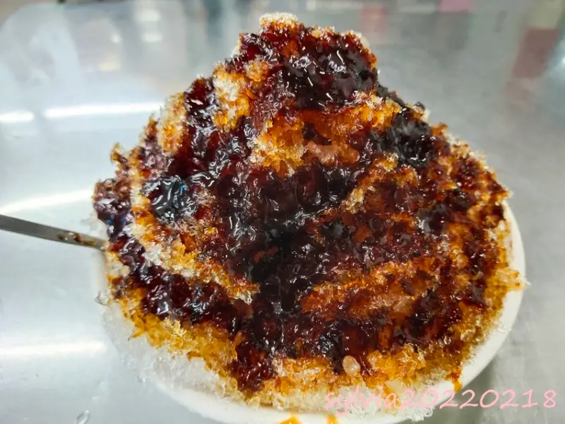 三重國小站，陳q黑糖剉冰