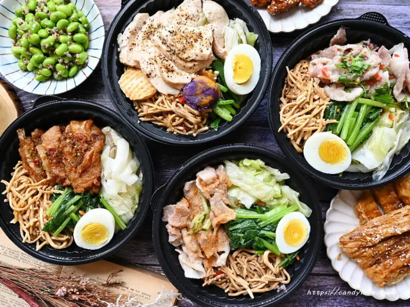 吉利羅斯｜被譽為台中最強清爽餐盒在這裡！九月限定隱藏版香菜便當，香菜控必吃！台中外帶外送餐盒推薦～