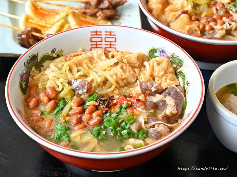 老棠酸辣粉｜台中人氣酸辣粉專賣，口味客製化，還有麻辣串串及麻辣滷菜～