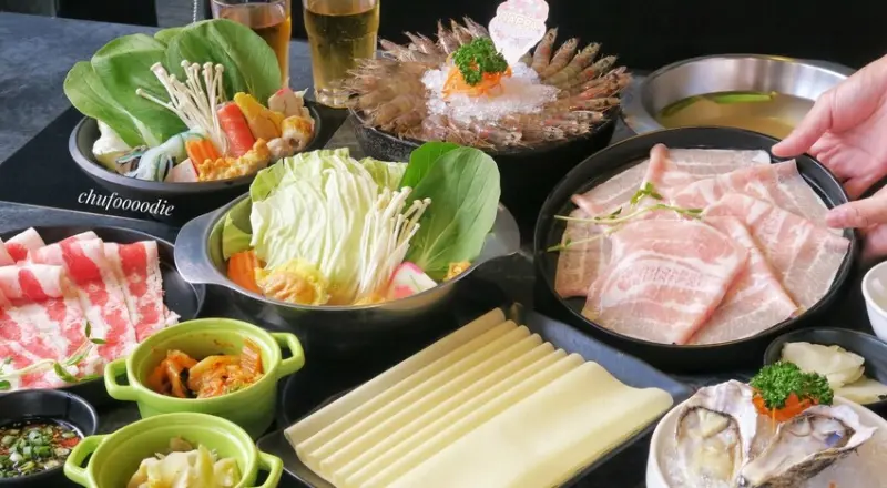 【九勺涮涮鍋】高雄左營高鐵美食商業午餐推薦九勺涮涮鍋~左營新光三越平價火鍋~壽星提前預約有特別優惠