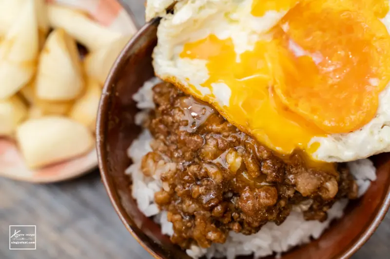 宅配｜料理包料理【米谷飯麵餃】加熱即食的家常美味 / 紅燒牛肉麵 / 手工水餃 / 古早味滷肉 / 醡醬麵 - 快門下的幸福