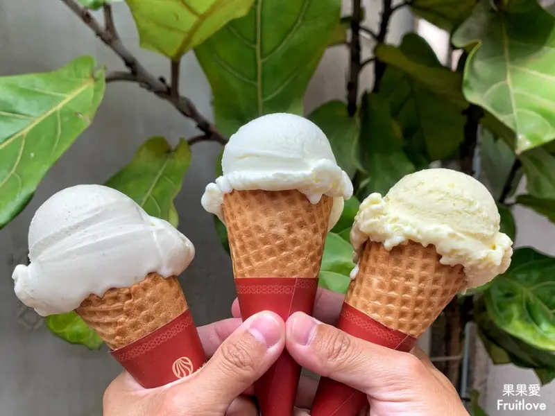 榴槤冰淇淋，口感濃郁綿密，香氣十足