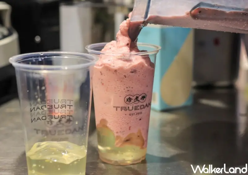 珍煮丹X鮮乳坊 草莓季新品 / WalkerLand窩客島提供 未經許可，不得轉載