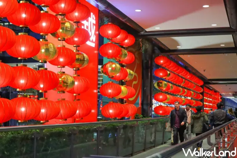 新光三越 2023彩燈展 鴻兔大展 / WalkerLand窩客島提供 未經許可，不得轉載