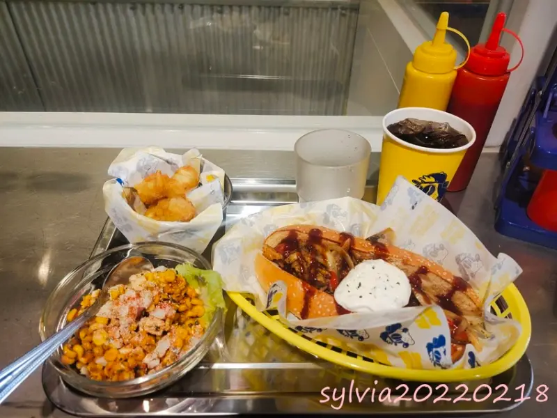 大同區·ALPHA DOGS(網美打卡系的熱狗堡)