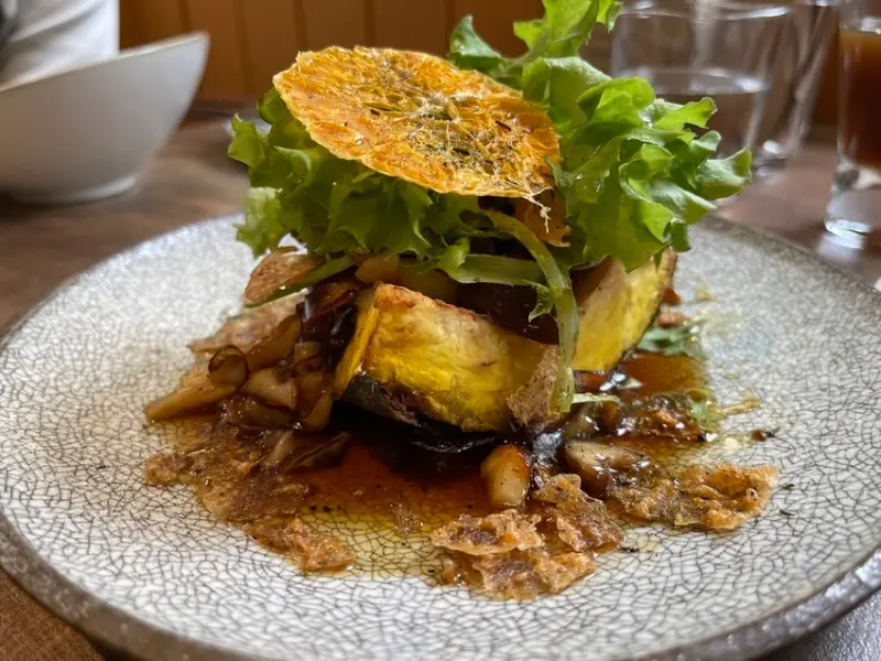 【台北士林美食】天母大人山養蔬食餐館，感受質樸農藝的溫度，美麗擺盤宛如米其林等級，週休2日需訂位
