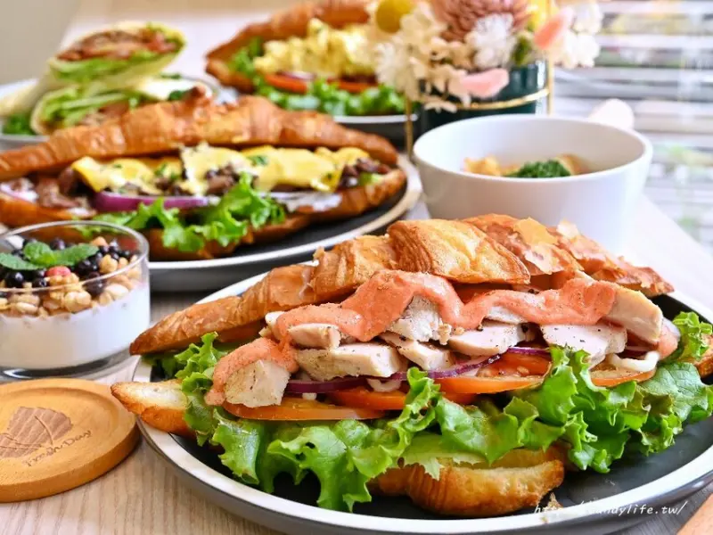 Fresh Day｜台中出現巨無霸可頌，份量多到炸！新鮮手作，台中早午餐新選擇～