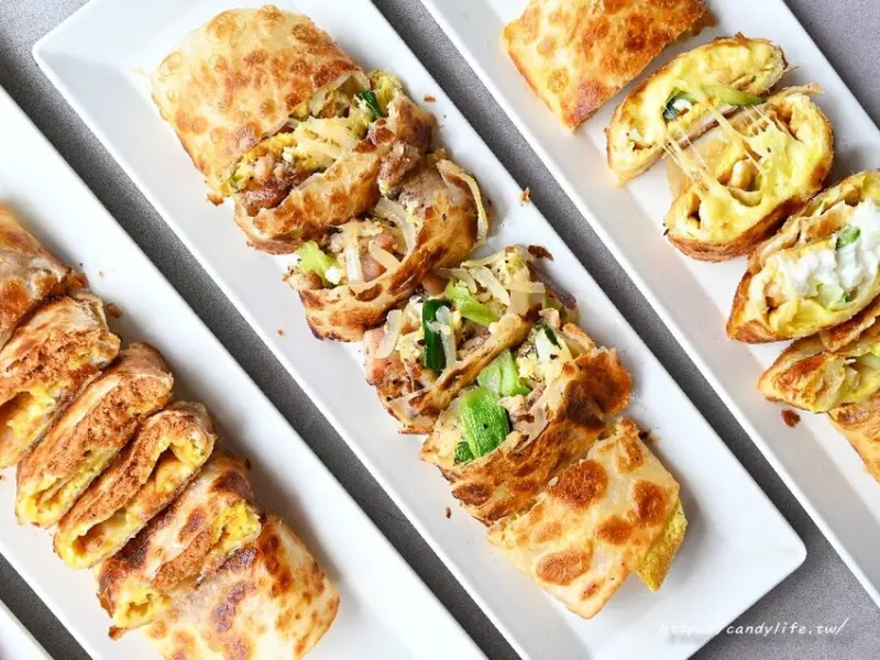 喜饌晨食｜有著台中最強創意酥皮蛋餅之稱，口味近50種，含有漢堡也是招牌，口味一樣多到爆～