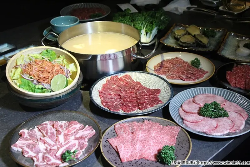一潤原肉精修鮮切鍋物｜台中好吃必吃火鍋又多一間了!就位在崇德路美食商圈，每桌皆為半開放式包廂擁有獨立空間還有專人桌邊服務