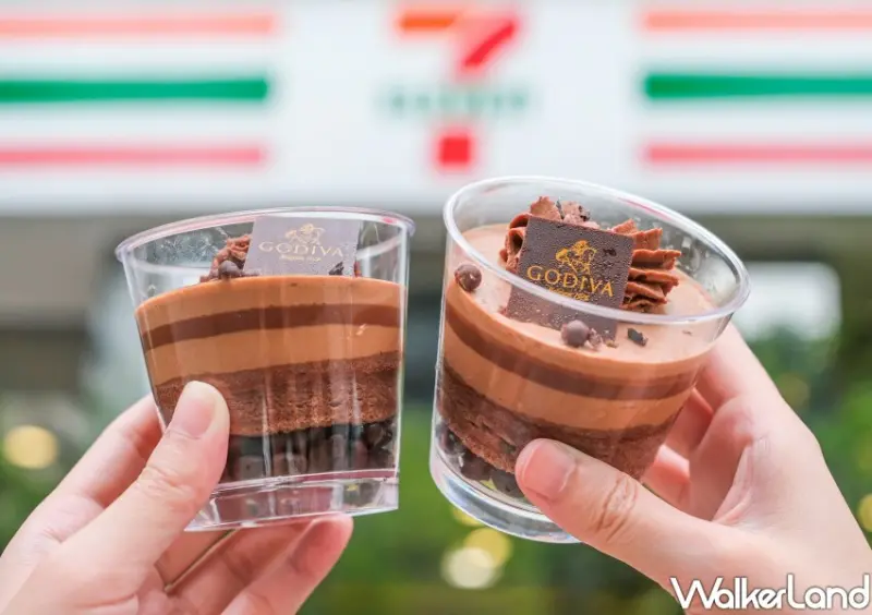 7-ELEVEN限定「GODIVA醇黑巧克力慕斯蛋糕」/ WalkerLand窩客島整理提供 未經同意不可轉載