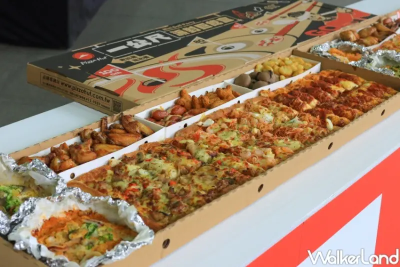 必勝客 底特律脆皮無邊比薩 / WalkerLand窩客島提供 未經許可，不得轉載