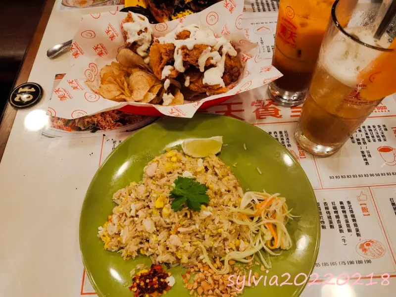 中山區，網美系列的港(泰)式美天餐室 DAY DAY。