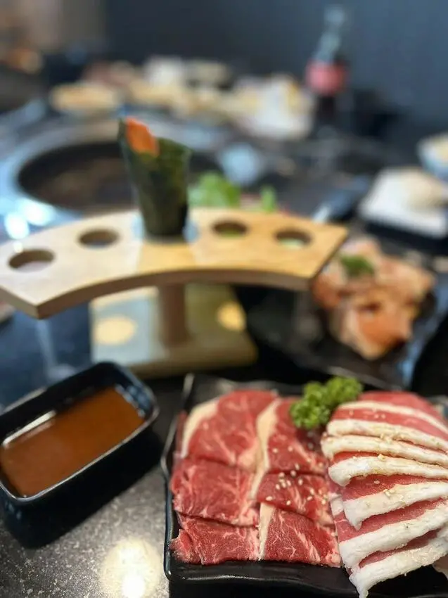 誇張！這是燒肉吃到飽？石頭燒肉土城店