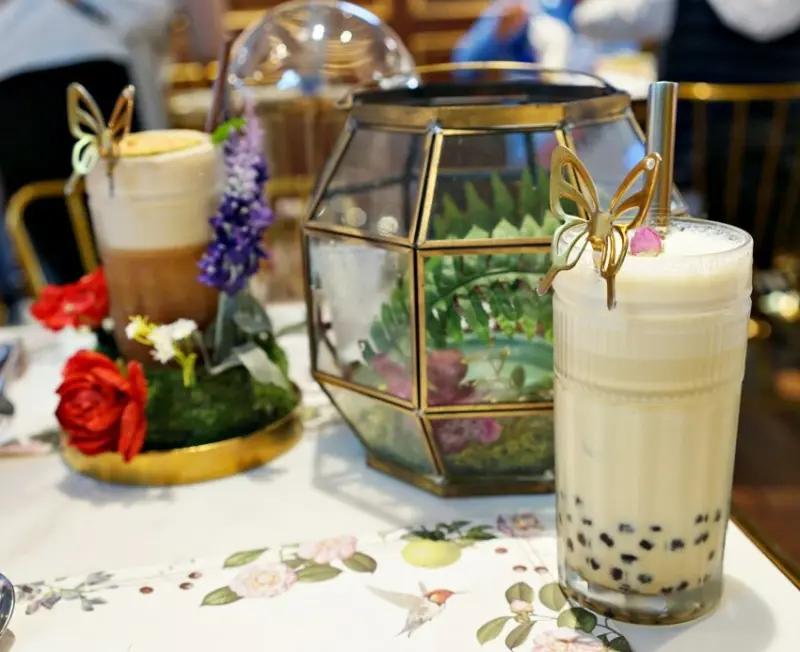 【板橋大遠百｜B&G德國農莊複合式餐茶館】 時尚華麗的美食推薦