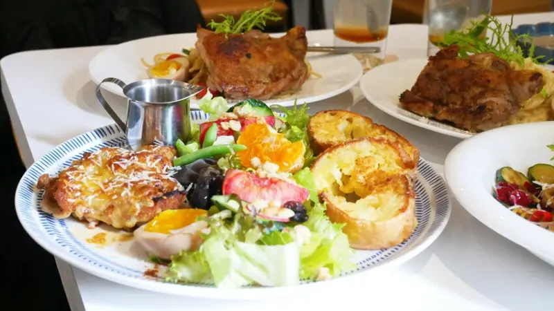 8日8 (八日八)(結束營業)-臺式義式小餐館，使用當日、當季食材(提供早午餐/義大利麵/燉飯/風味餐/飲品)o(*^▽^*)┛