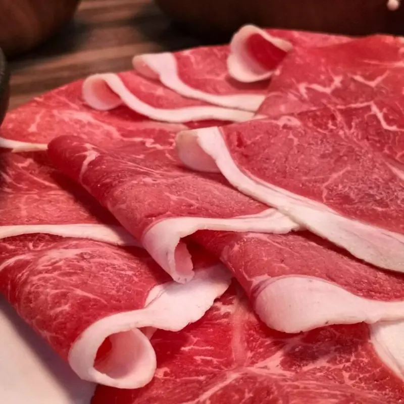 請支援肉肉｜肉嫩多汁必須升級加大｜奶控請指名起司牛奶鍋｜嘉義嗑肉石鍋