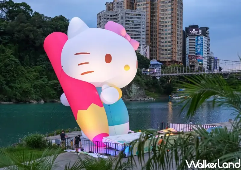 新店碧潭三麗鷗光雕秀「三麗鷗碧潭寫生趣」/ WalkerLand窩客島整理提供 未經同意不可轉載