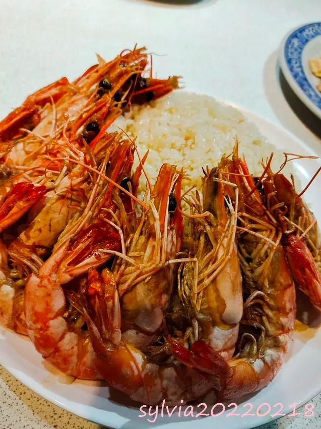 奇岩站，傳承茶蝦飯-我家客家小館。