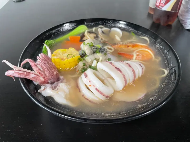 宜蘭頭城秘密海鮮美食 | 真的讓你幸福滿位的食堂 | 吃米吃米吃米 | 台灣食客大集合