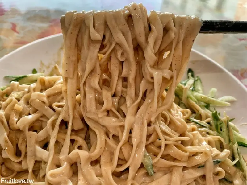 嘉義道地的好吃美乃滋涼麵，清爽不膩，夏天消暑