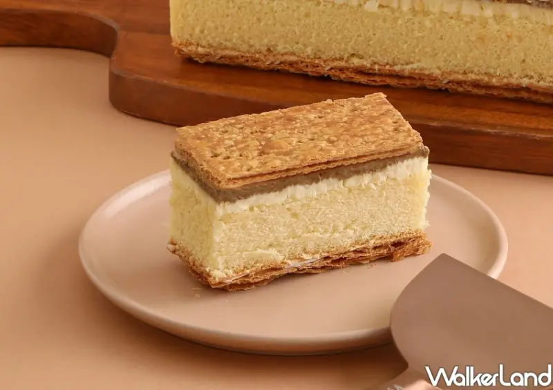 再睡5分鐘 X 拿破崙先生聯名「黑糖濃茶歐蕾拿破崙蛋糕5mini」 購買資訊/ WalkerLand窩客島整理提供 未經同意不可轉載