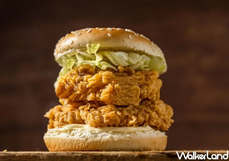 肯德基新品 雙層咔啦雞腿堡 / WalkerLand窩客島整理提供 未經許可，不得轉載