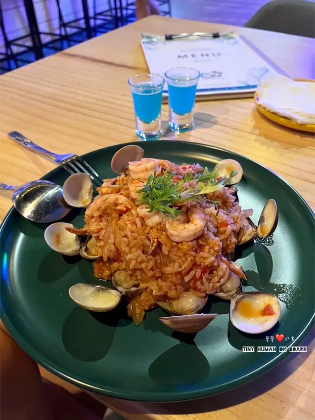 士林新開幕海灘風Sea Cup Island餐酒館，夏天就要到海邊