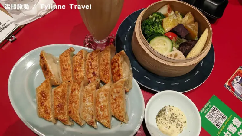 【東區美食】大阪王將，日本人氣連鎖煎餃 | 日式懷舊裝潢 | 台中LaLaport