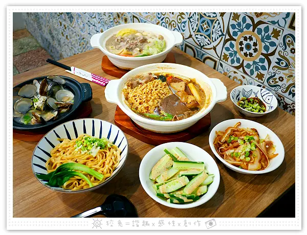 [台南食記] 和三辣 麻辣燙~小北觀光夜市美食/小北商場美食推薦！台南鴨血小火鍋、古早味銷魂拌麵！