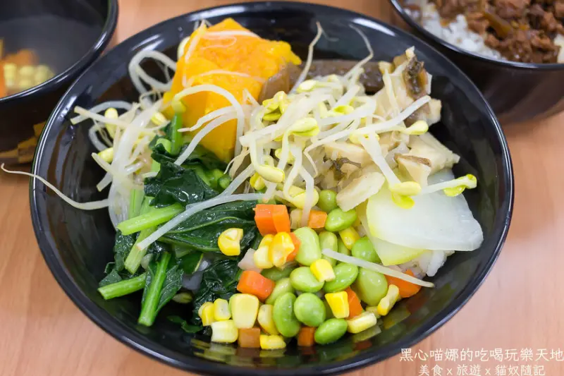 高雄苓雅︱慈心食堂　不用加工素料，健康清爽的素食餐廳！