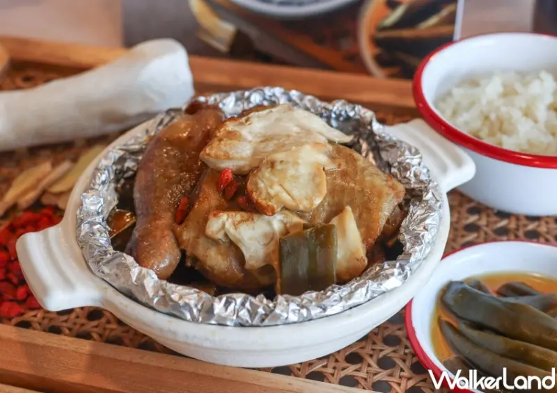 肯德基 雙月 剝皮辣椒紙包雞 / WalkerLand窩客島整理提供 未經許可，不得轉載