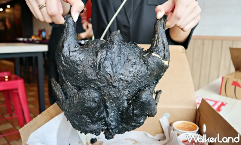 肯德基 萬聖黑皮整隻雞派對餐 全台限量10,000組