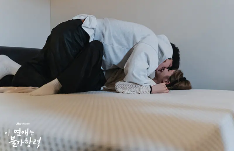 最後兩集上演超慾床戲