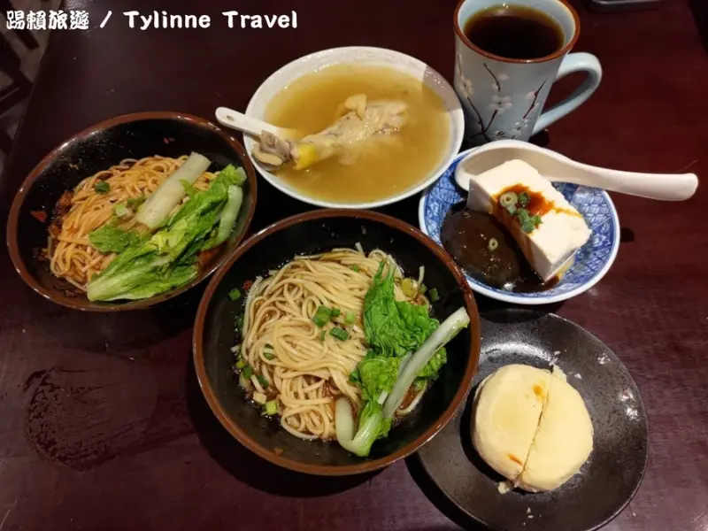 【中山美食】水云濮人文食堂，香辣花椒乾麵、超濃郁雞腿湯、崑崙山茶飲 | 私房中式麵食館 | 中山捷運站